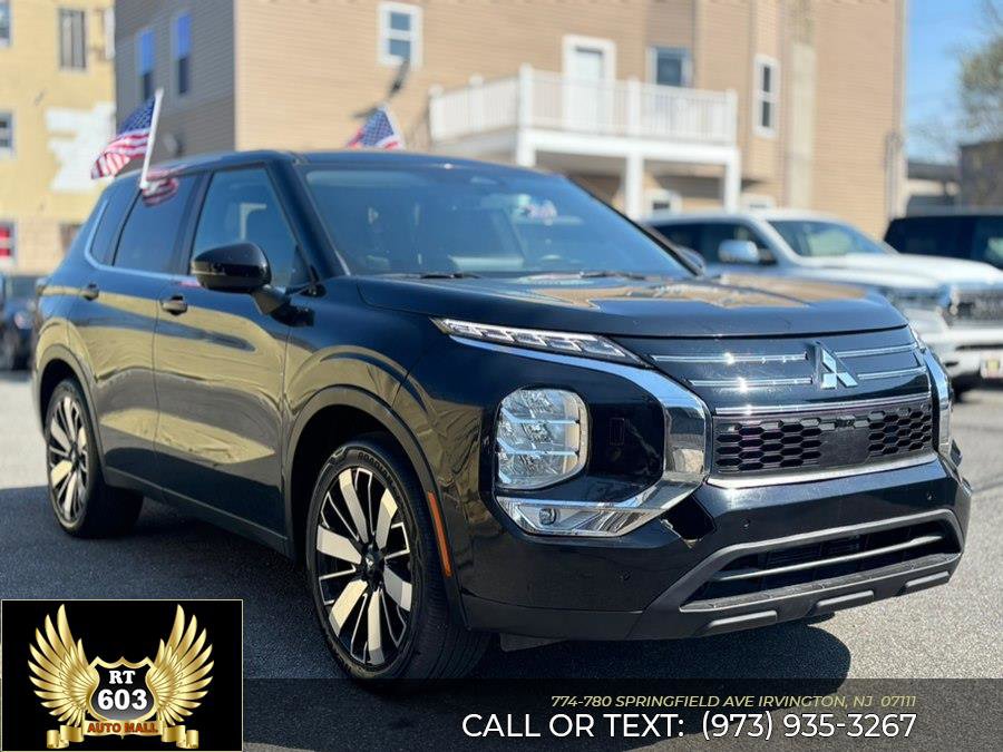 Used 2024 Mitsubishi Outlander FWD image 3