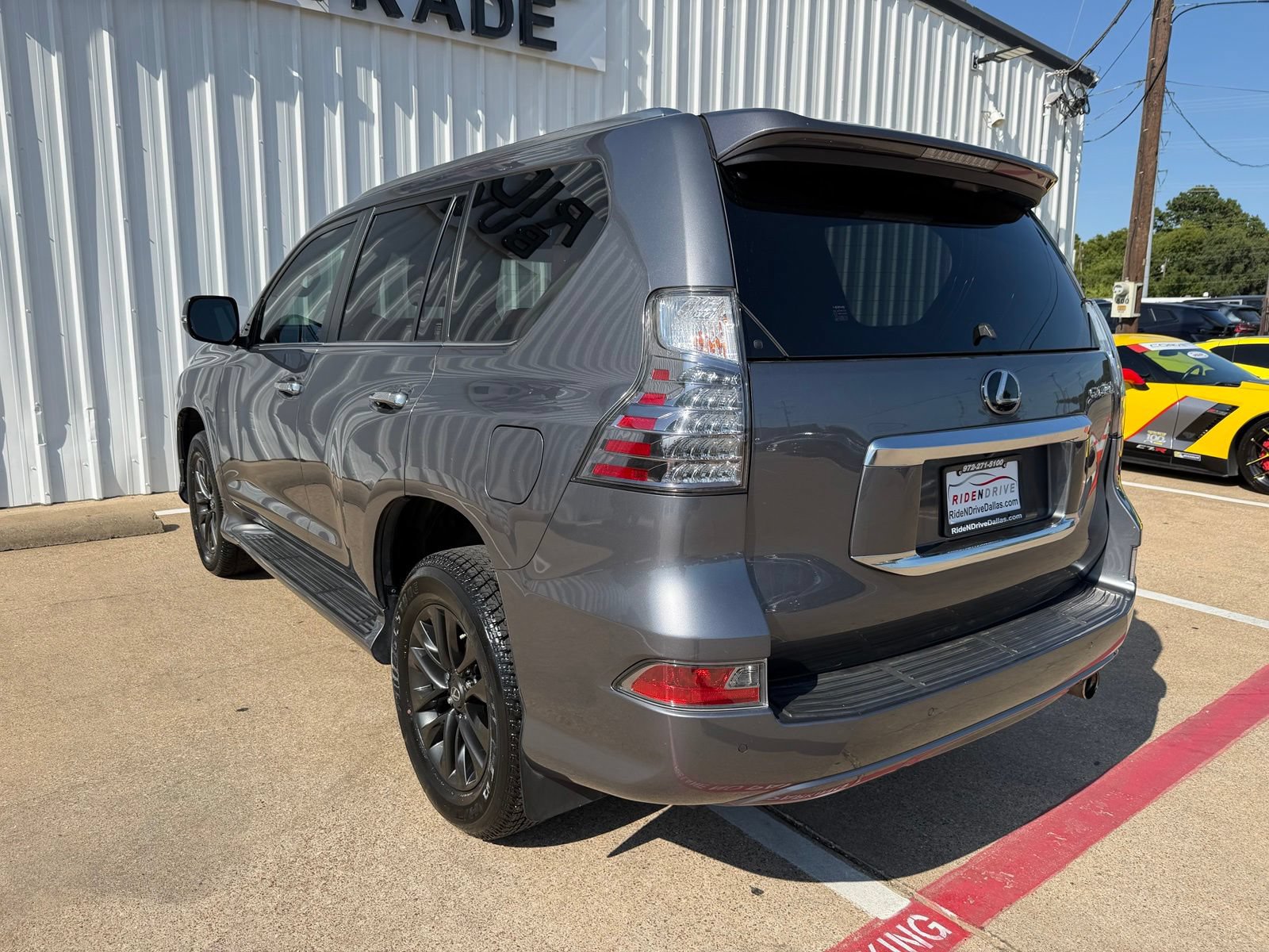 Used 2020 Lexus GX 460 Premium w/ Premium Package AWD/4WD image 4