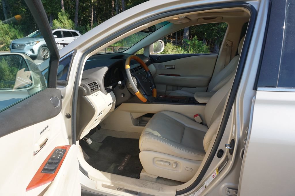 Used 2012 Lexus RX 350 FWD w/ Premium Pkg image 2