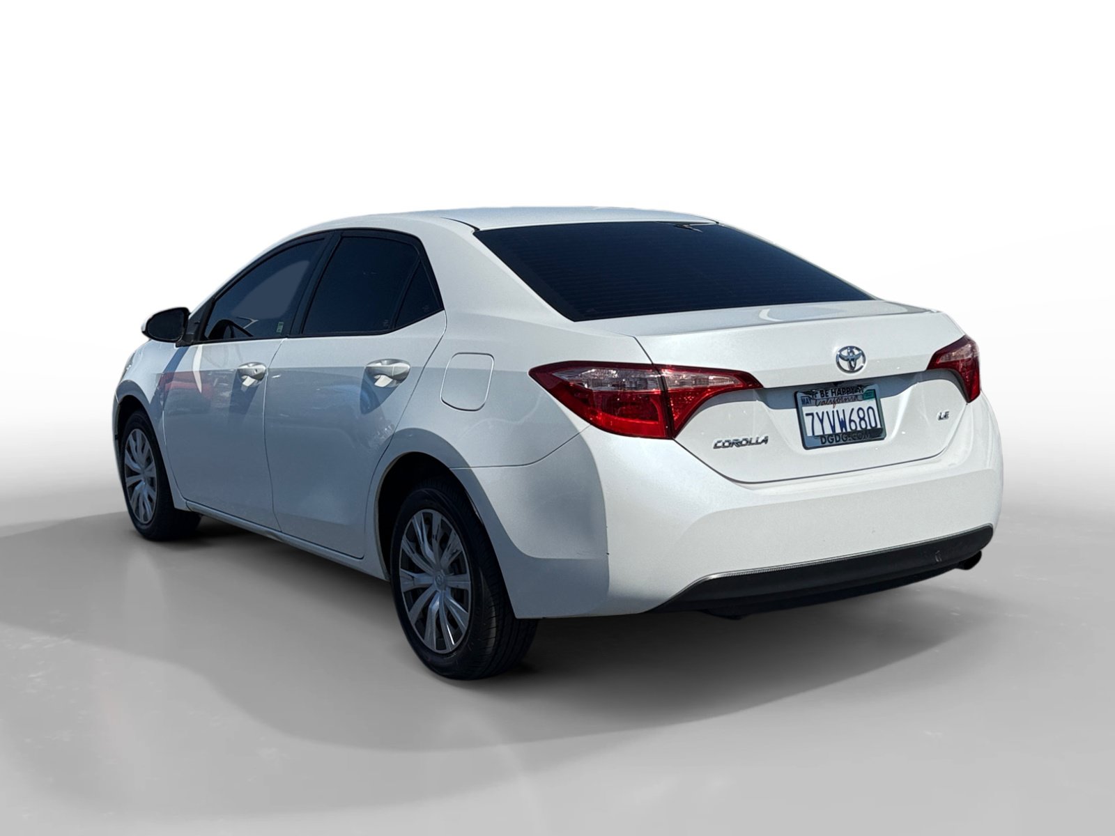 Used 2017 Toyota Corolla LE w/ Carpet Mat Package (TMS) FWD image 3