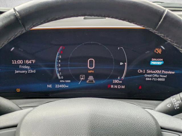 Used 2025 Cadillac XT4 Premium Luxury image 9