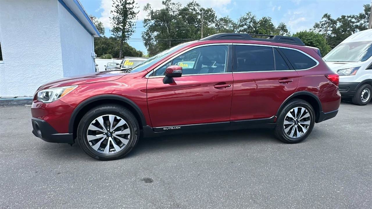 Used 2015 Subaru Outback 2.5i Limited AWD/4WD image 10