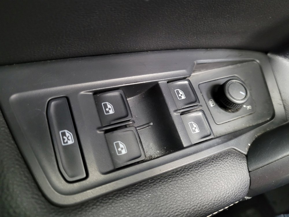 Used 2022 Volkswagen Tiguan S FWD image 27