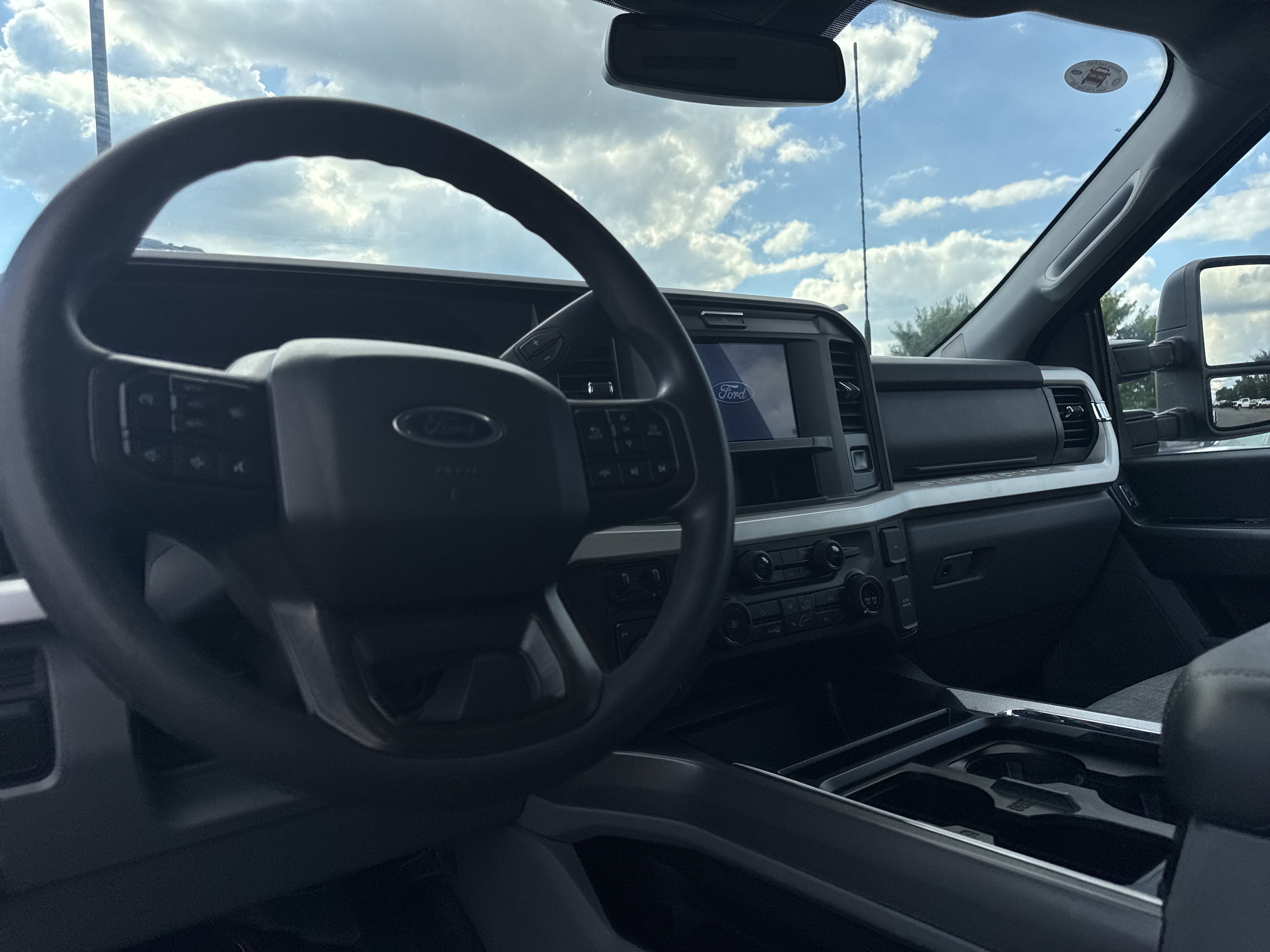 Used 2025 Ford F450 XLT w/ XLT Value Package AWD/4WD image 25