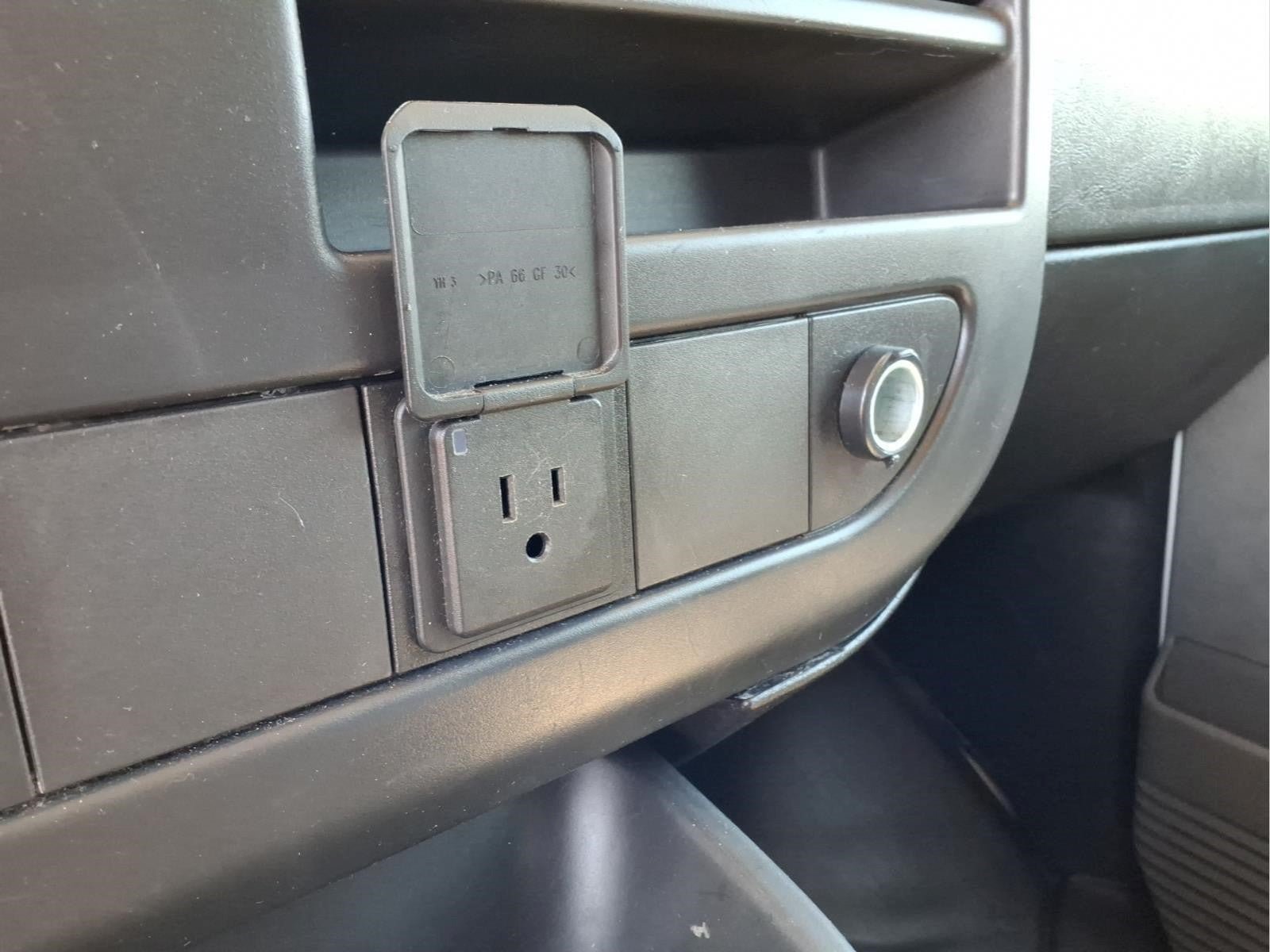 Used 2024 GMC Savana 2500 w/ Driver Convenience Package RWD image 19
