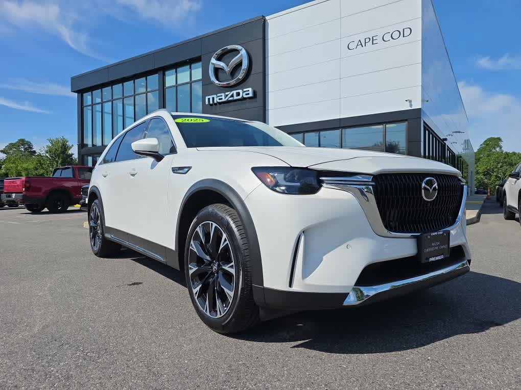 Used 2025 MAZDA CX-90 Plug-In Hybrid w/ Premium Plus AWD/4WD image 2