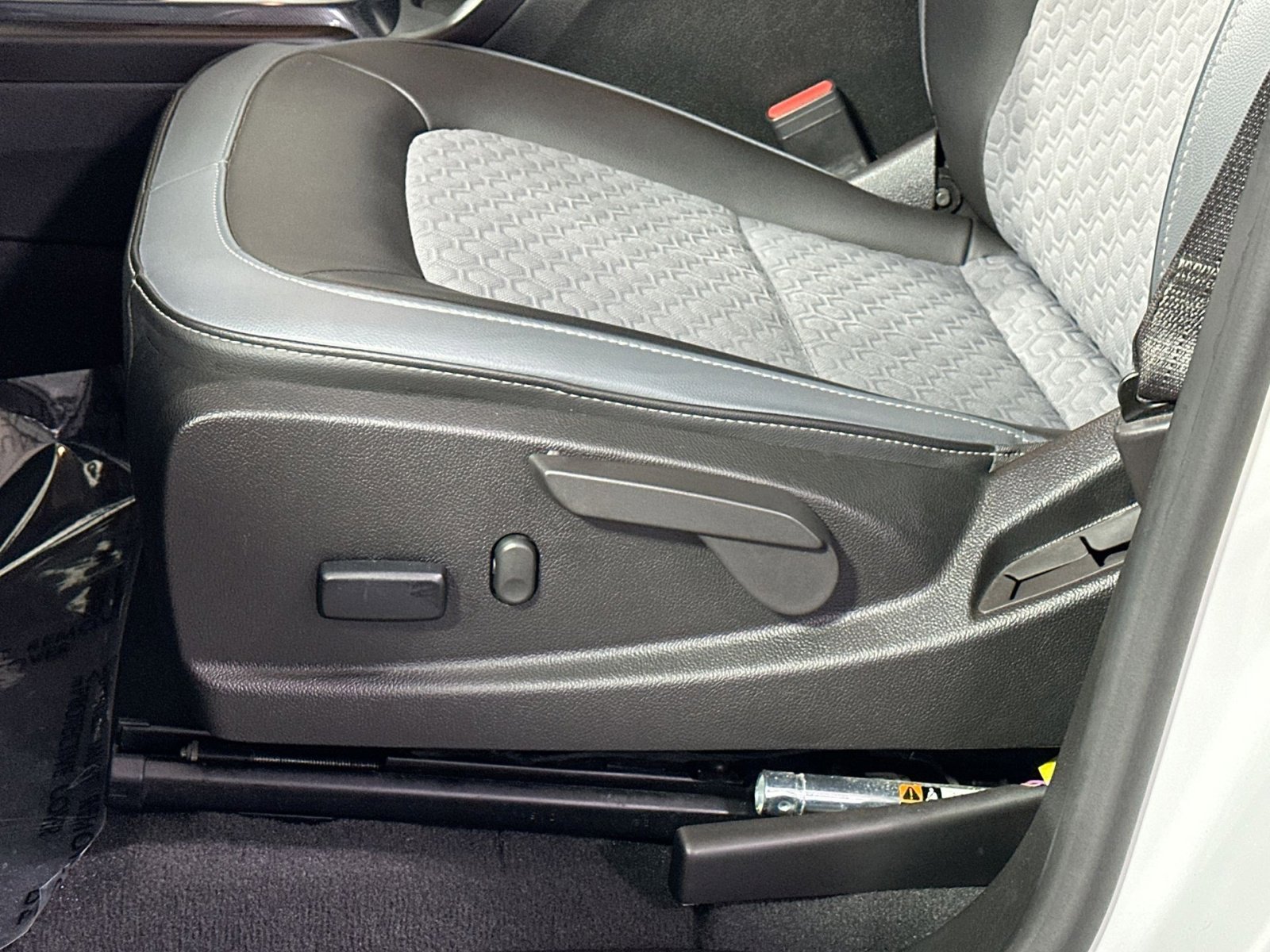 Used 2022 Chevrolet Colorado Z71 image 14