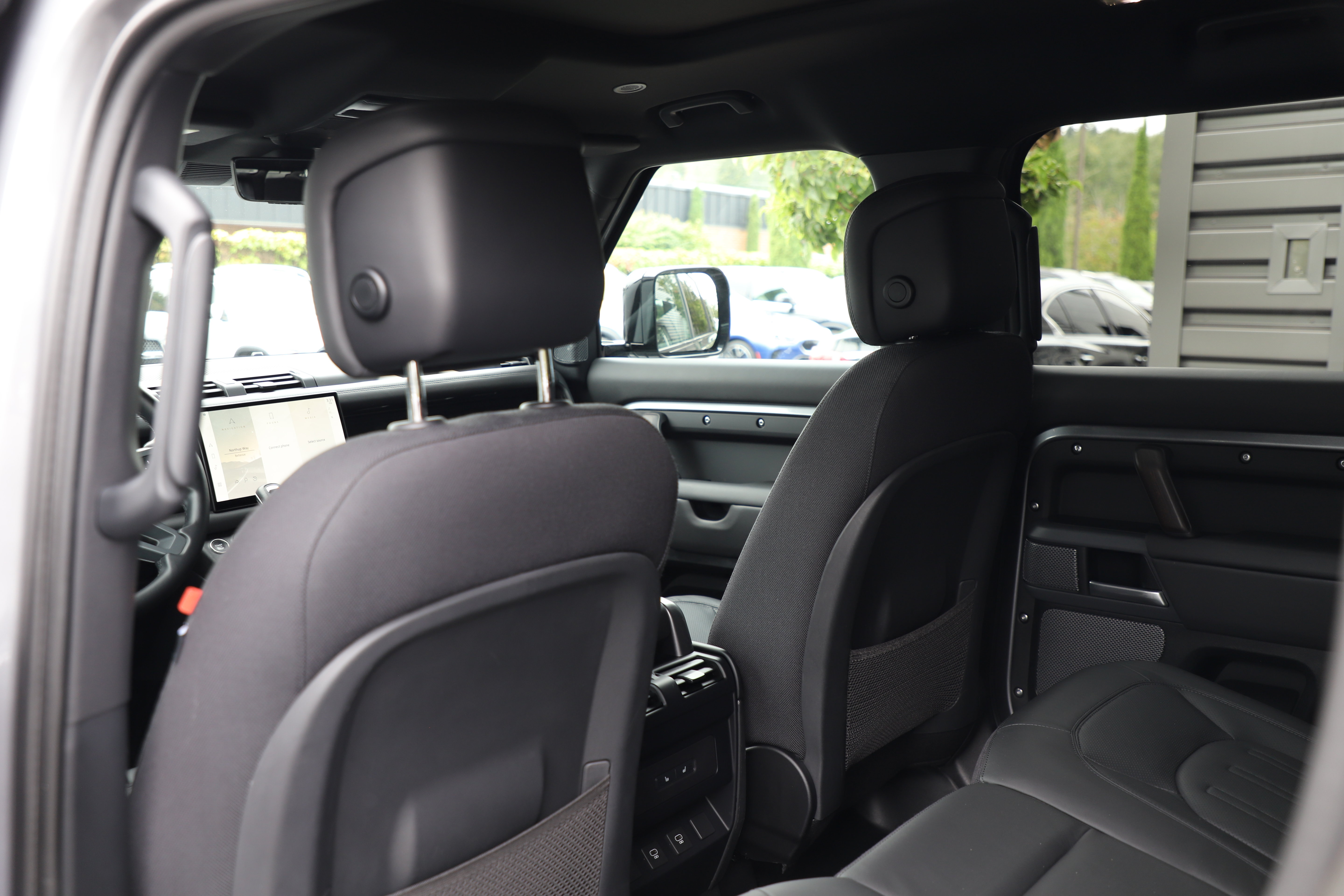 Certified 2024 Land Rover Defender 110 X AWD/4WD image 15