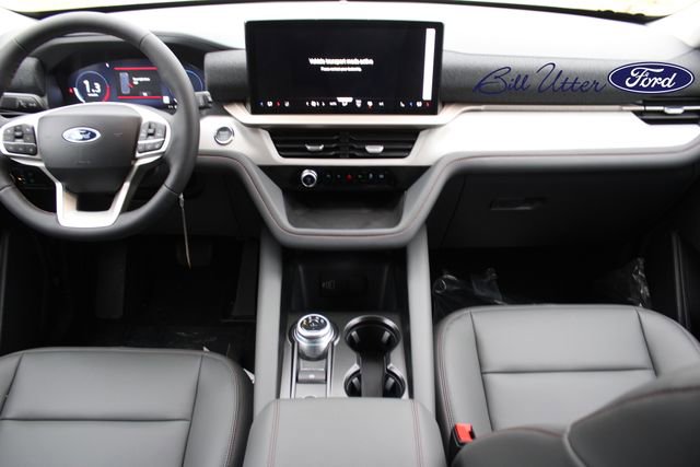 New 2026 Ford Explorer Active RWD image 12