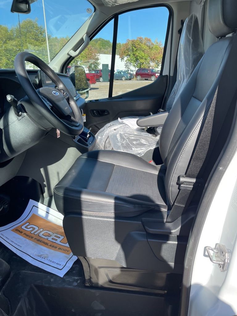 New 2025 Ford Transit 350 DRW AWD image 10