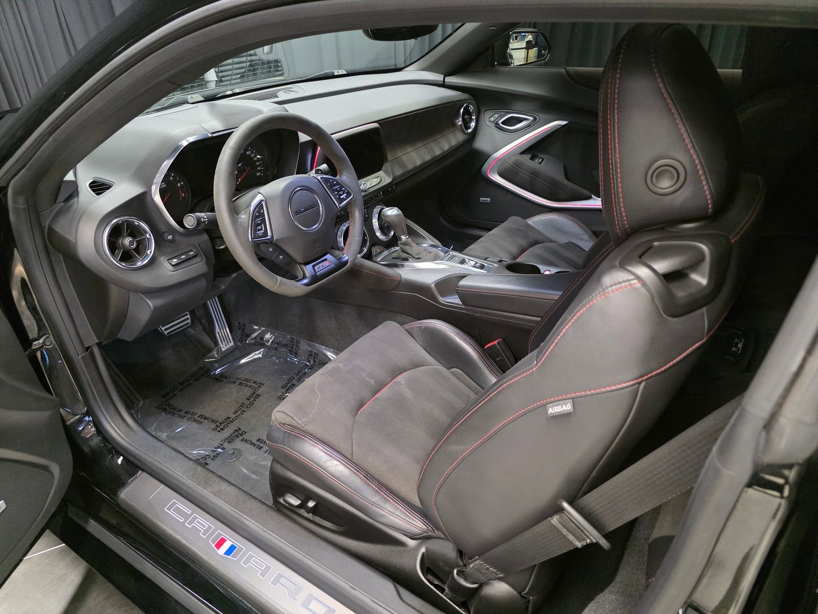 Used 2022 Chevrolet Camaro ZL1 image 20