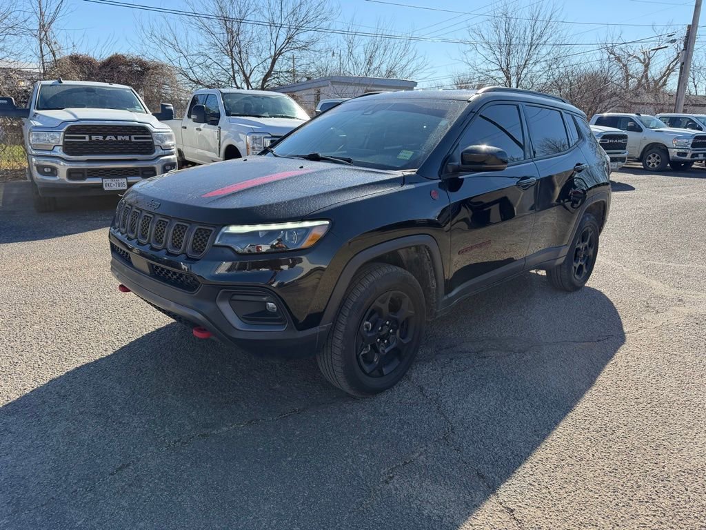 Used 2023 Jeep Compass Trailhawk w/ Trailhawk Elite Group image 3