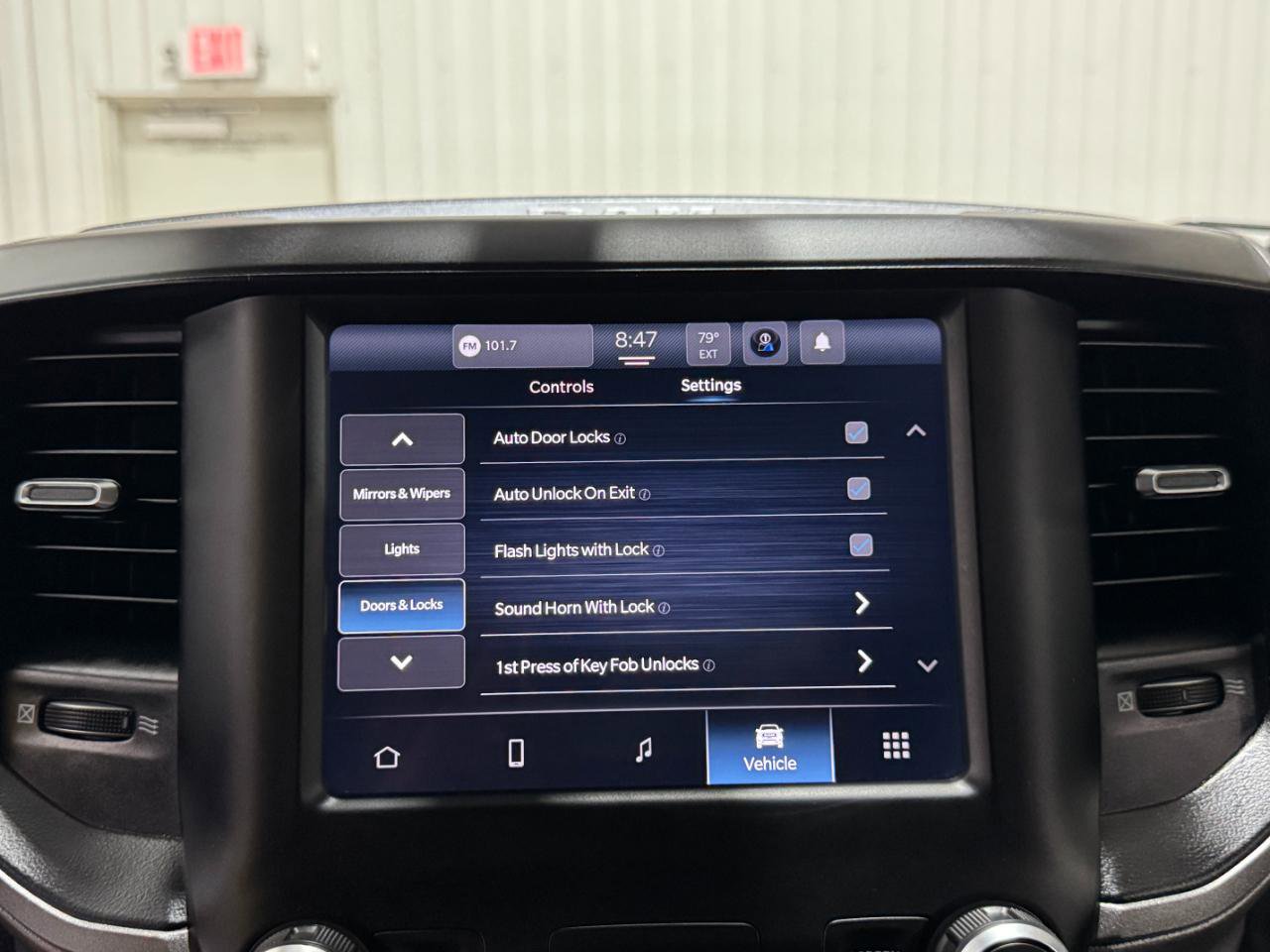 Used 2022 RAM 2500 Tradesman AWD/4WD image 39