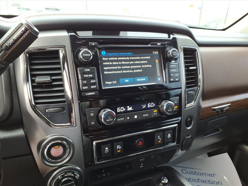 Used 2018 Nissan Titan Platinum Reserve w/ Platinum Utility Package AWD/4WD image 18