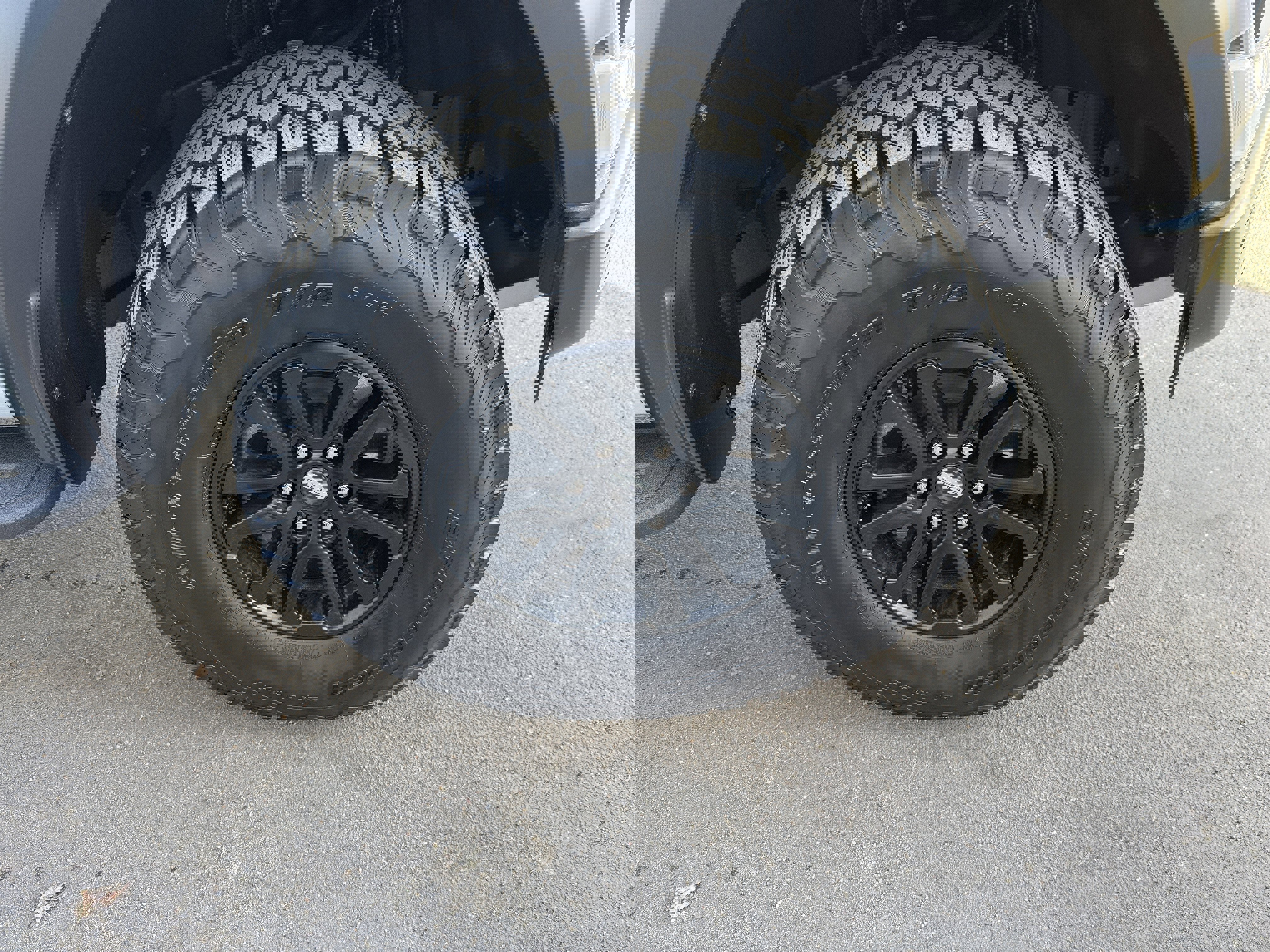 Used 2025 Ford F150 Raptor image 45