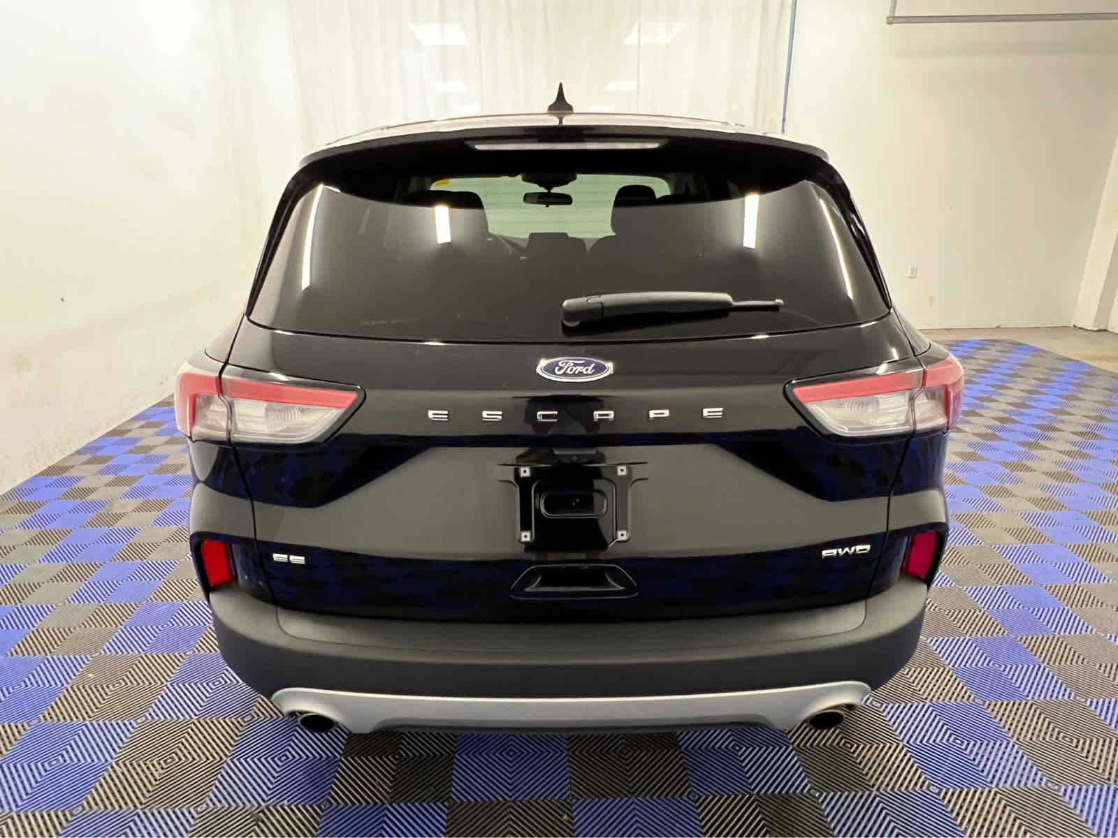 Used 2022 Ford Escape SE w/ Cold Weather Package image 10