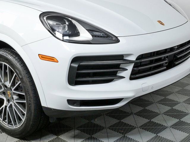 Used 2023 Porsche Cayenne image 39