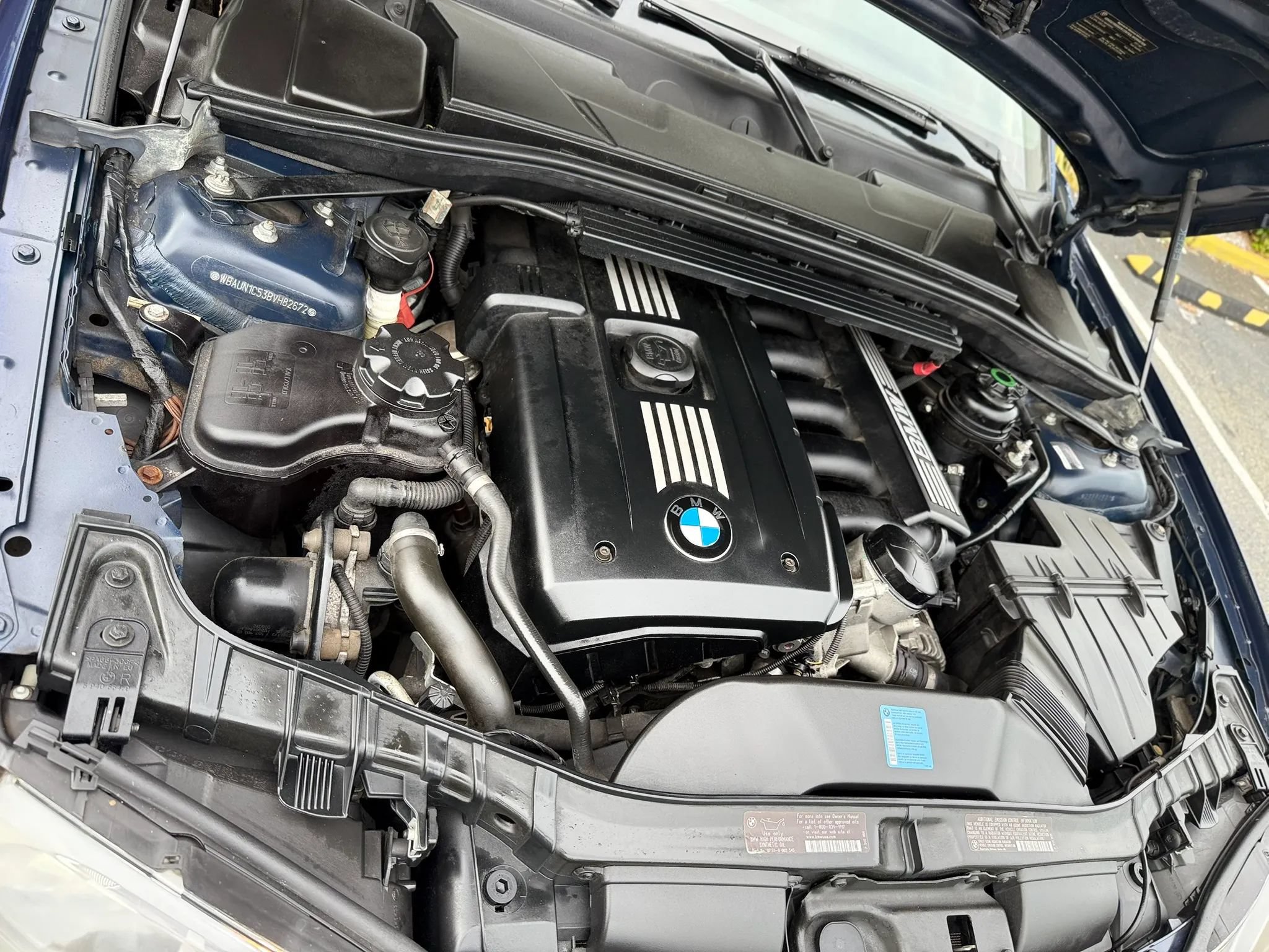 Used 2011 BMW 128i Convertible RWD image 41
