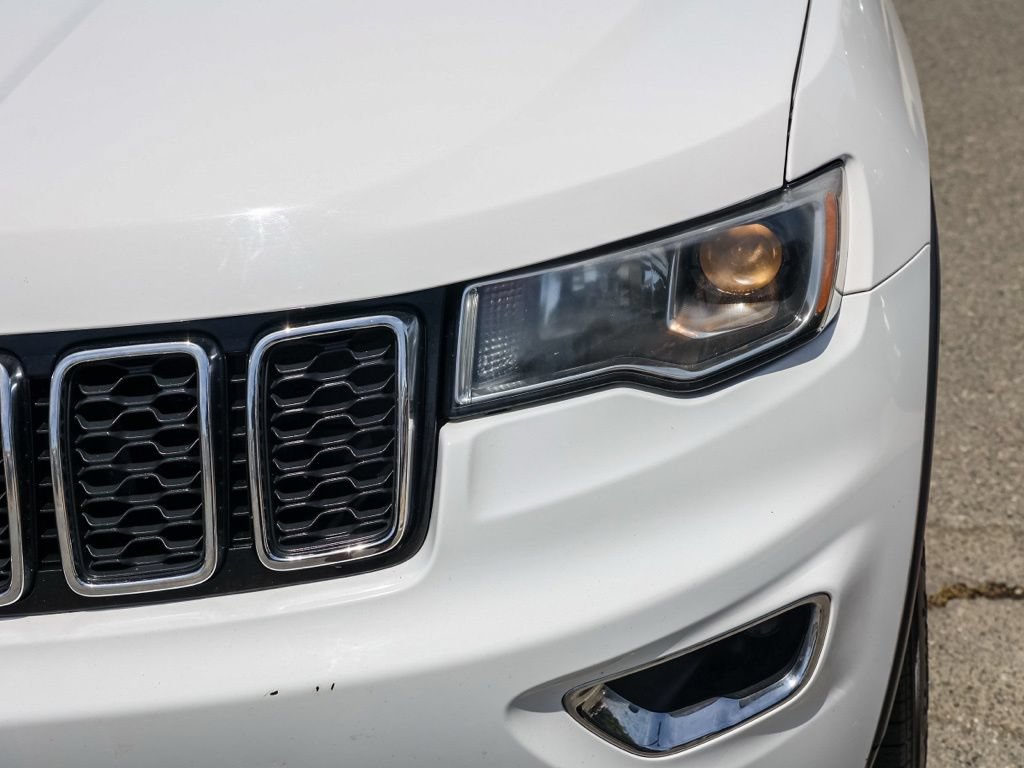 Used 2018 Jeep Grand Cherokee Laredo RWD image 10