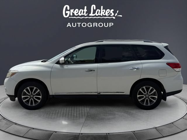 Used 2013 Nissan Pathfinder SL AWD/4WD image 2