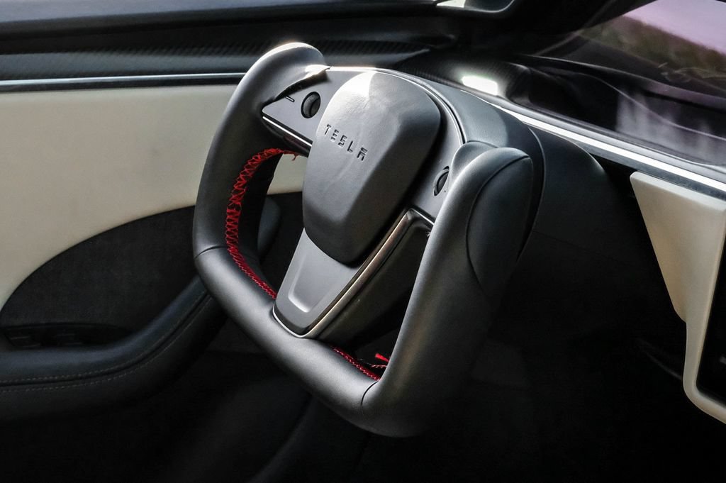 Used 2022 Tesla Model S Plaid AWD/4WD image 12