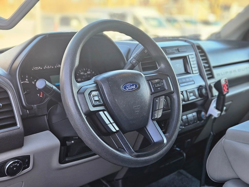 Used 2020 Ford F250 XL w/ Power Equipment Group image 11