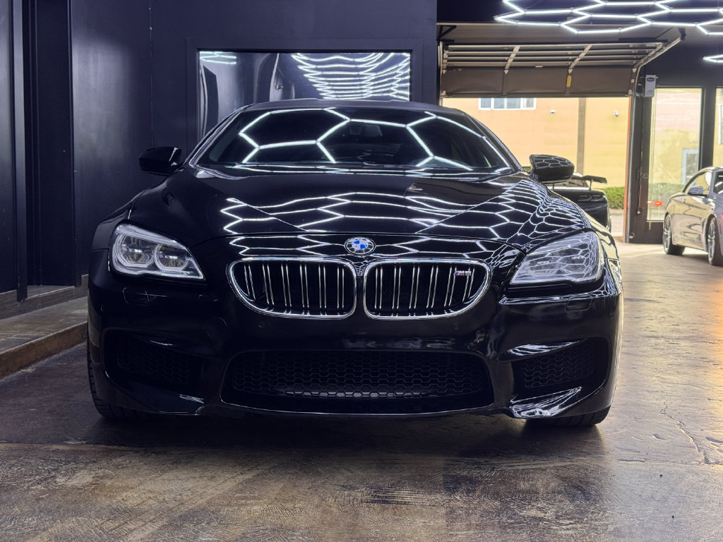 Used 2017 BMW M6 Gran Coupe w/ Executive Package RWD image 2
