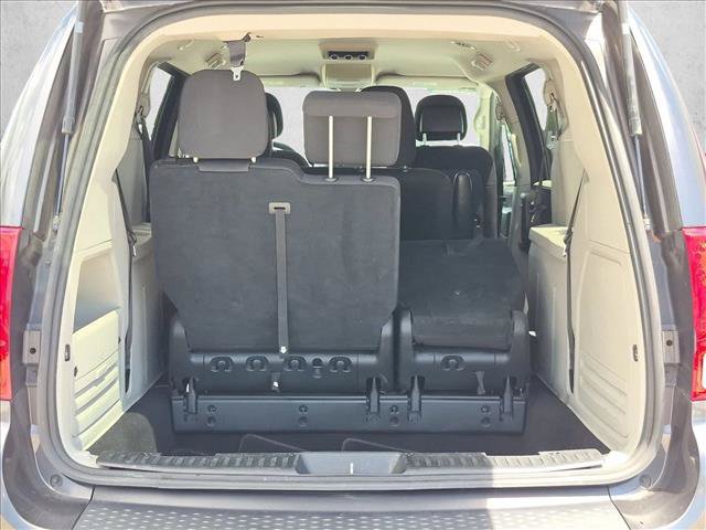 Used 2017 Dodge Grand Caravan SE w/ Power Window Group FWD image 6