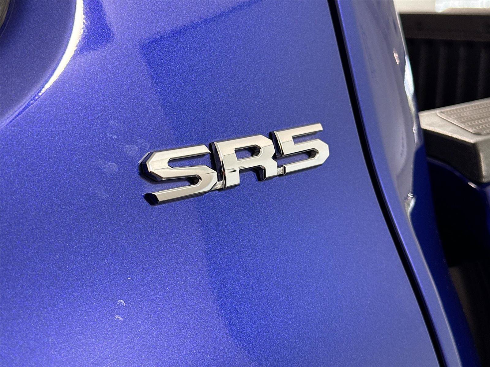 Used 2025 Toyota Tacoma SR5 RWD image 37