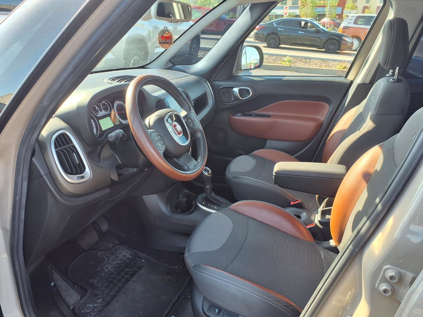 Used 2016 FIAT 500L Trekking FWD image 19
