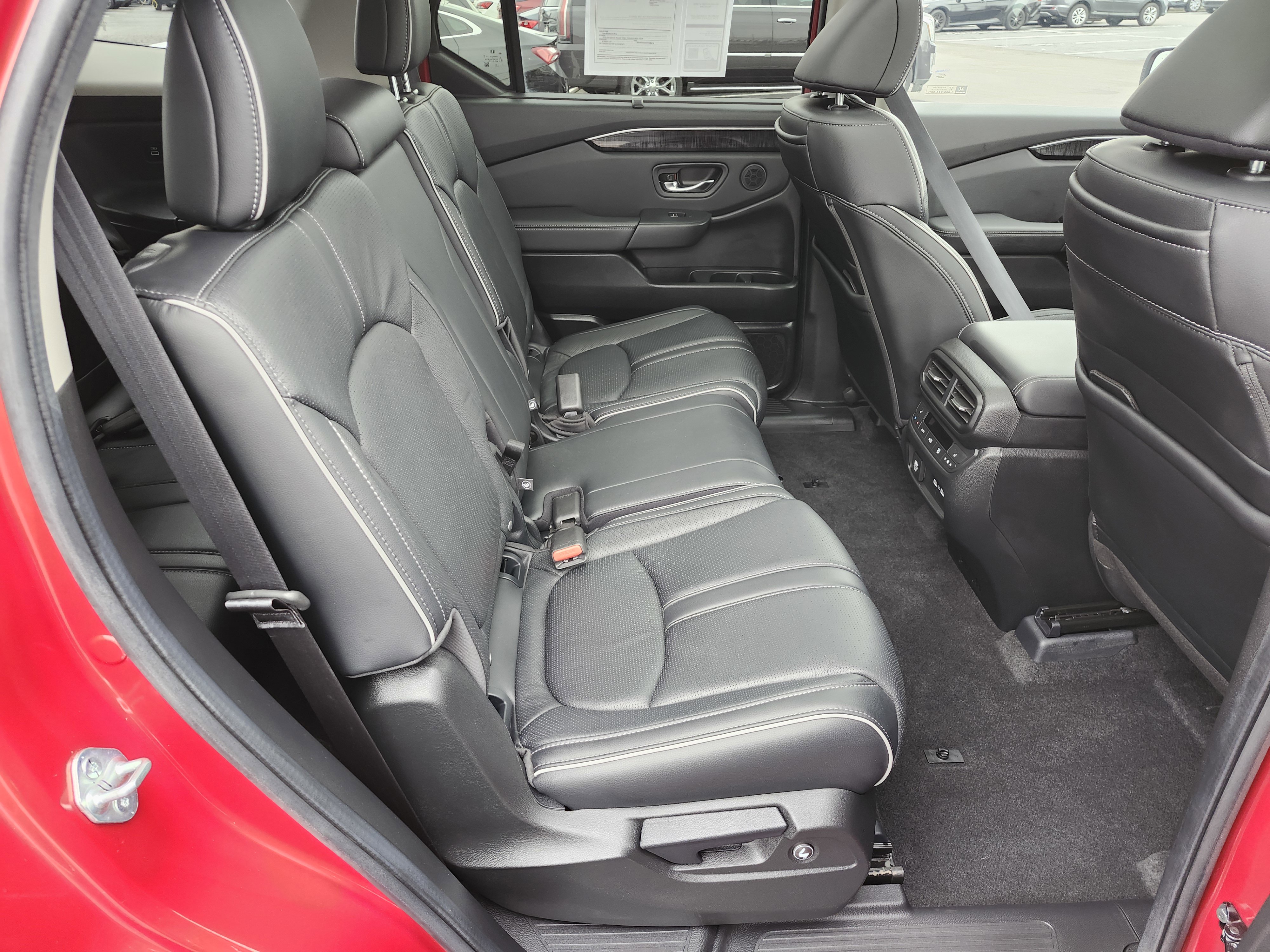 Used 2023 Honda Pilot Elite image 21