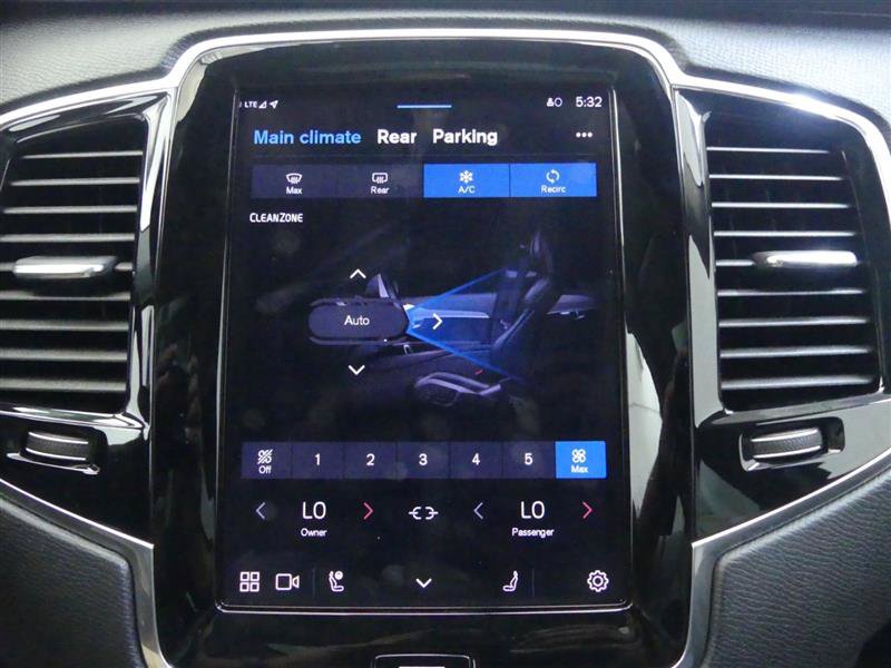 Used 2023 Volvo XC90 B5 Plus w/ Protection Package Premier AWD/4WD image 13