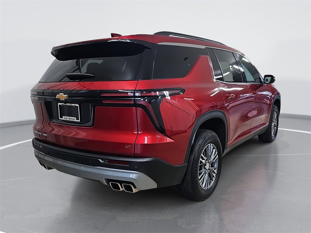 Certified 2024 Chevrolet Traverse LT w/ Trailering Package image 3