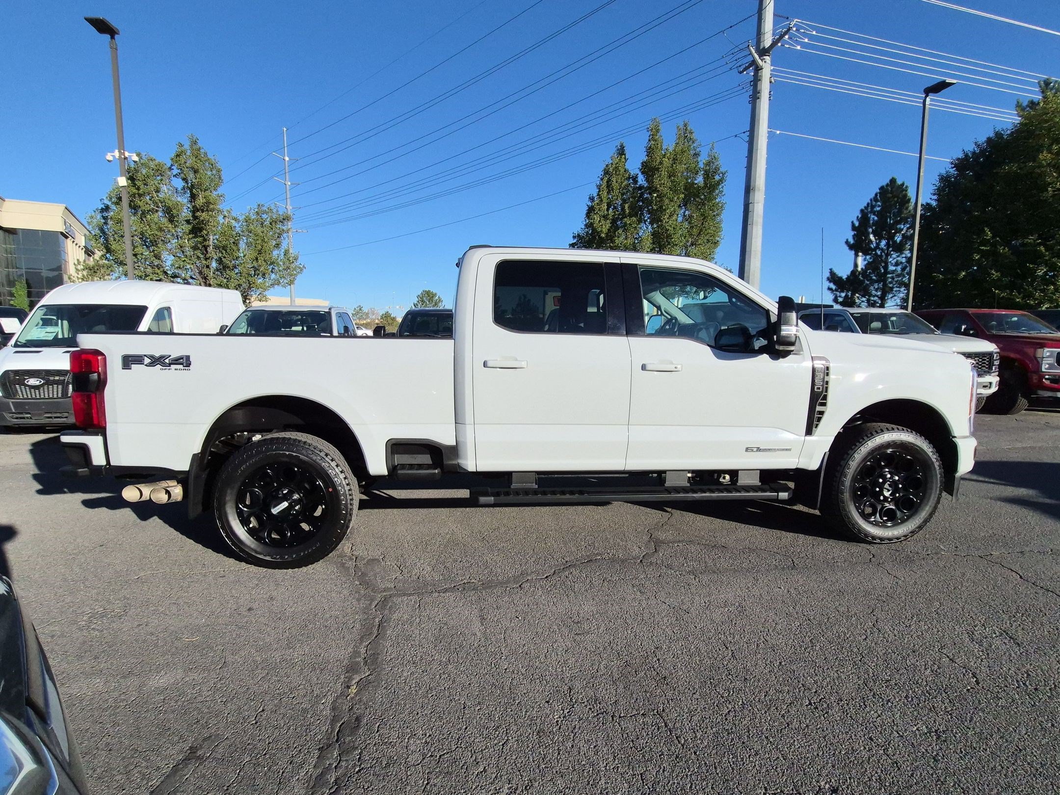 Used 2026 Ford F350 Lariat w/ Black Appearance Package AWD/4WD image 2