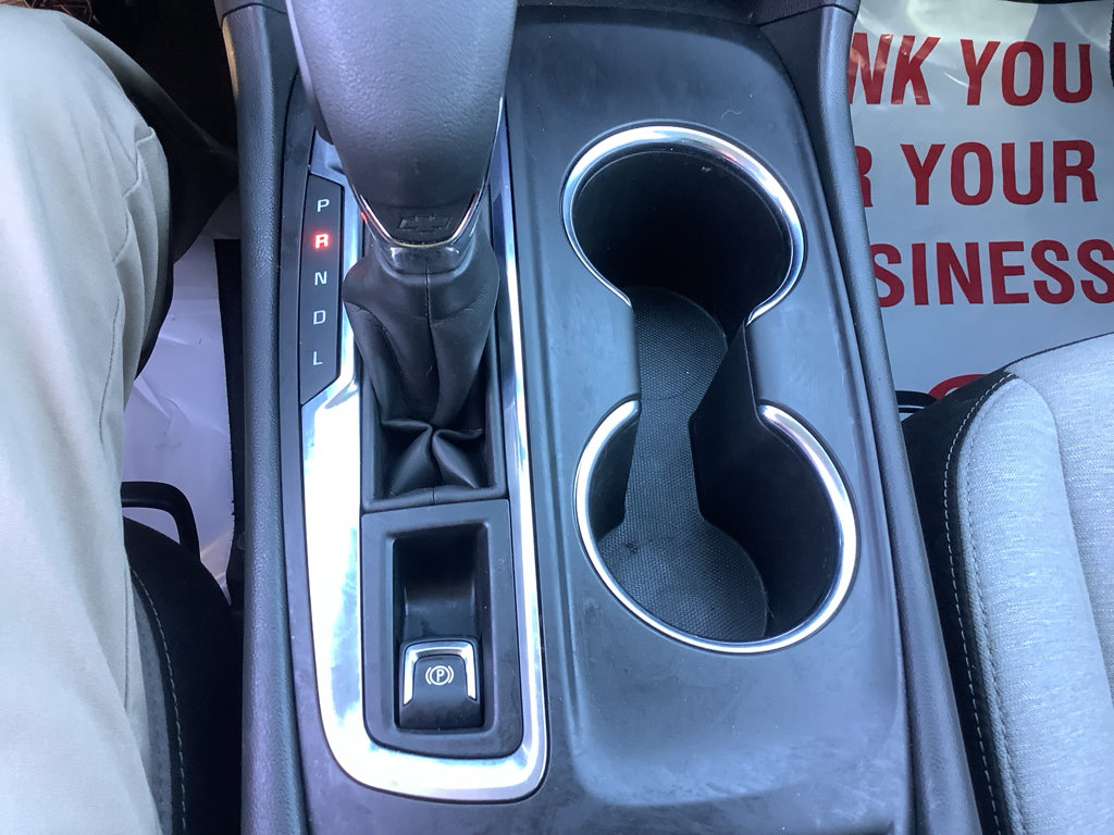 Used 2023 Chevrolet Equinox LS image 19