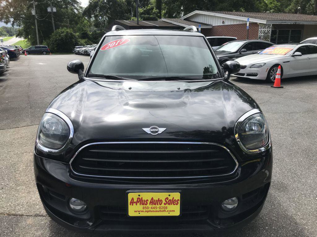 Used 2017 MINI Cooper Countryman image 2