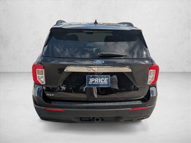 Used 2022 Ford Explorer XLT w/ Class IV Trailer Tow Package RWD image 6