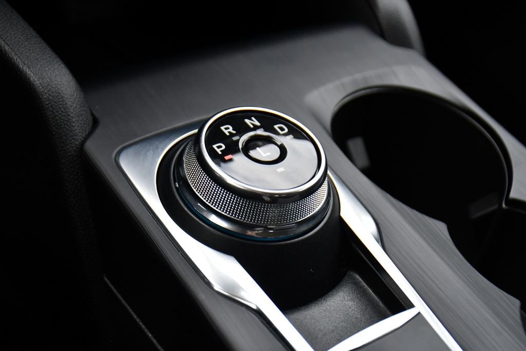 Used 2023 Ford Escape AWD image 31