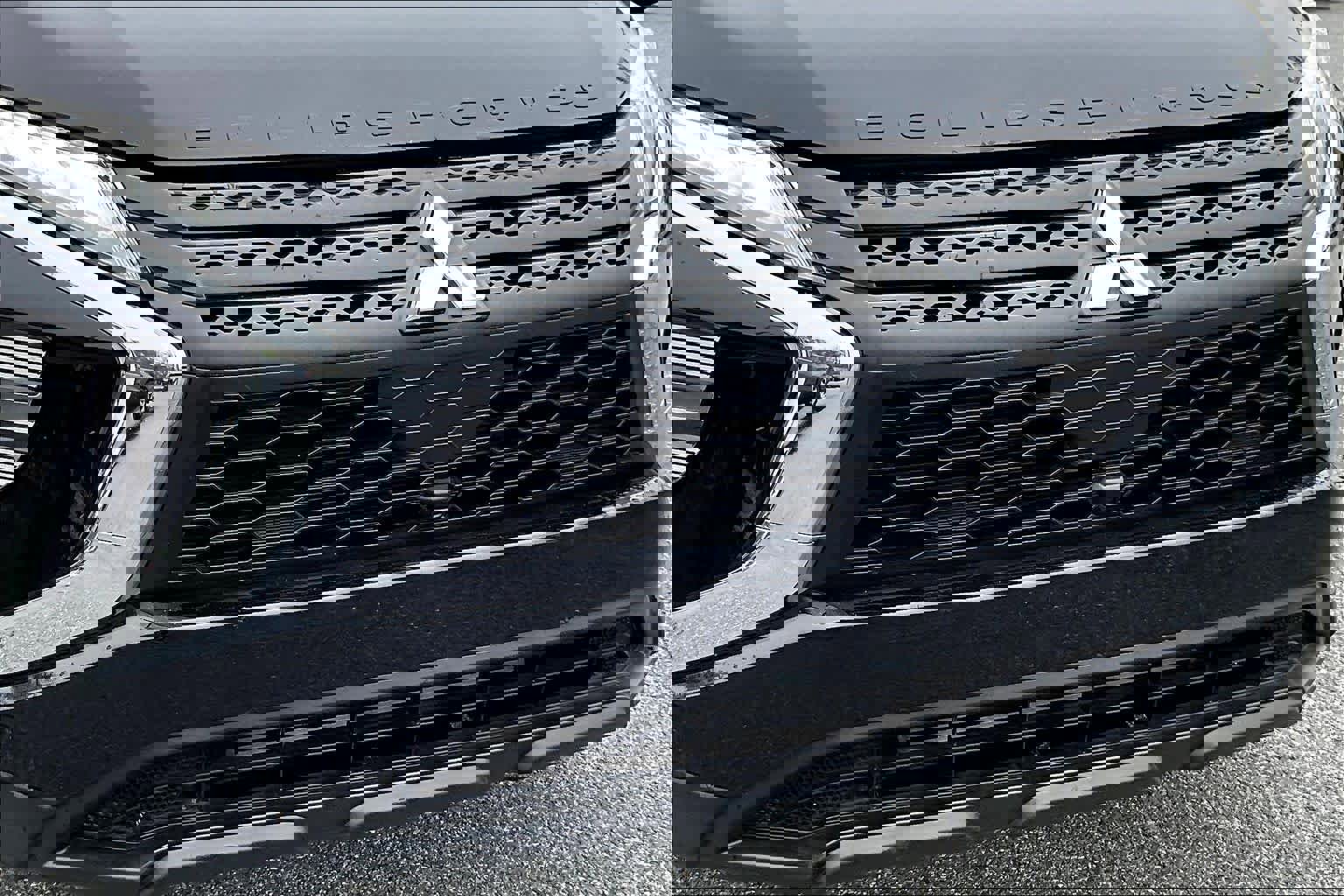 Used 2023 Mitsubishi Eclipse Cross LE image 29