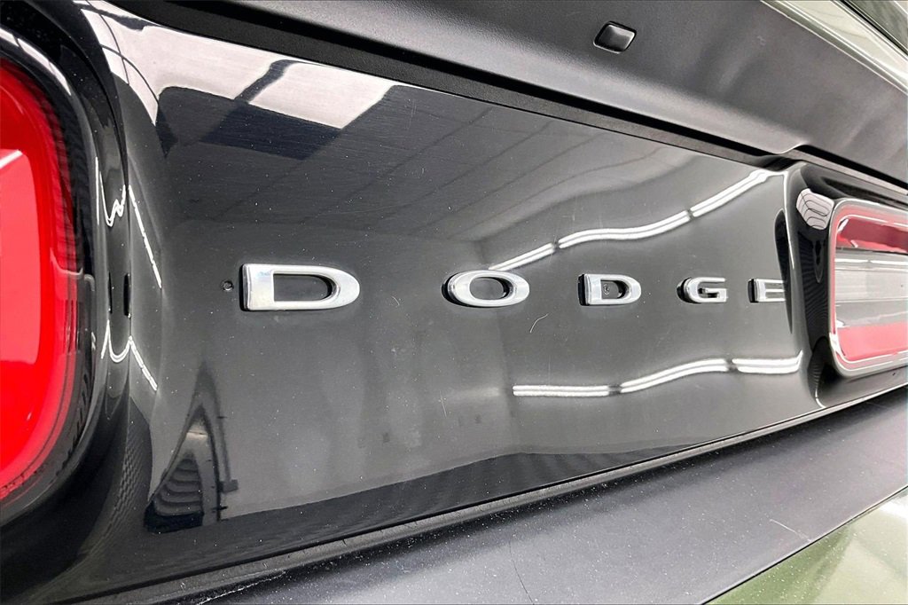 Used 2018 Dodge Challenger GT image 8