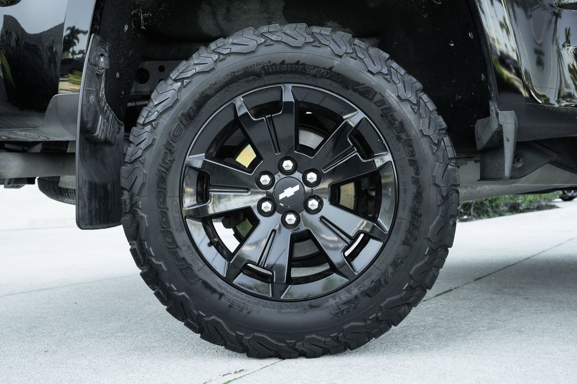 Used 2017 Chevrolet Colorado Z71 w/ Z71 Midnight Edition image 30