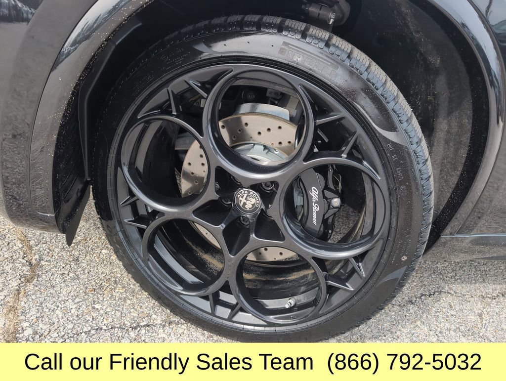 Used 2024 Alfa Romeo Stelvio Quadrifoglio image 30
