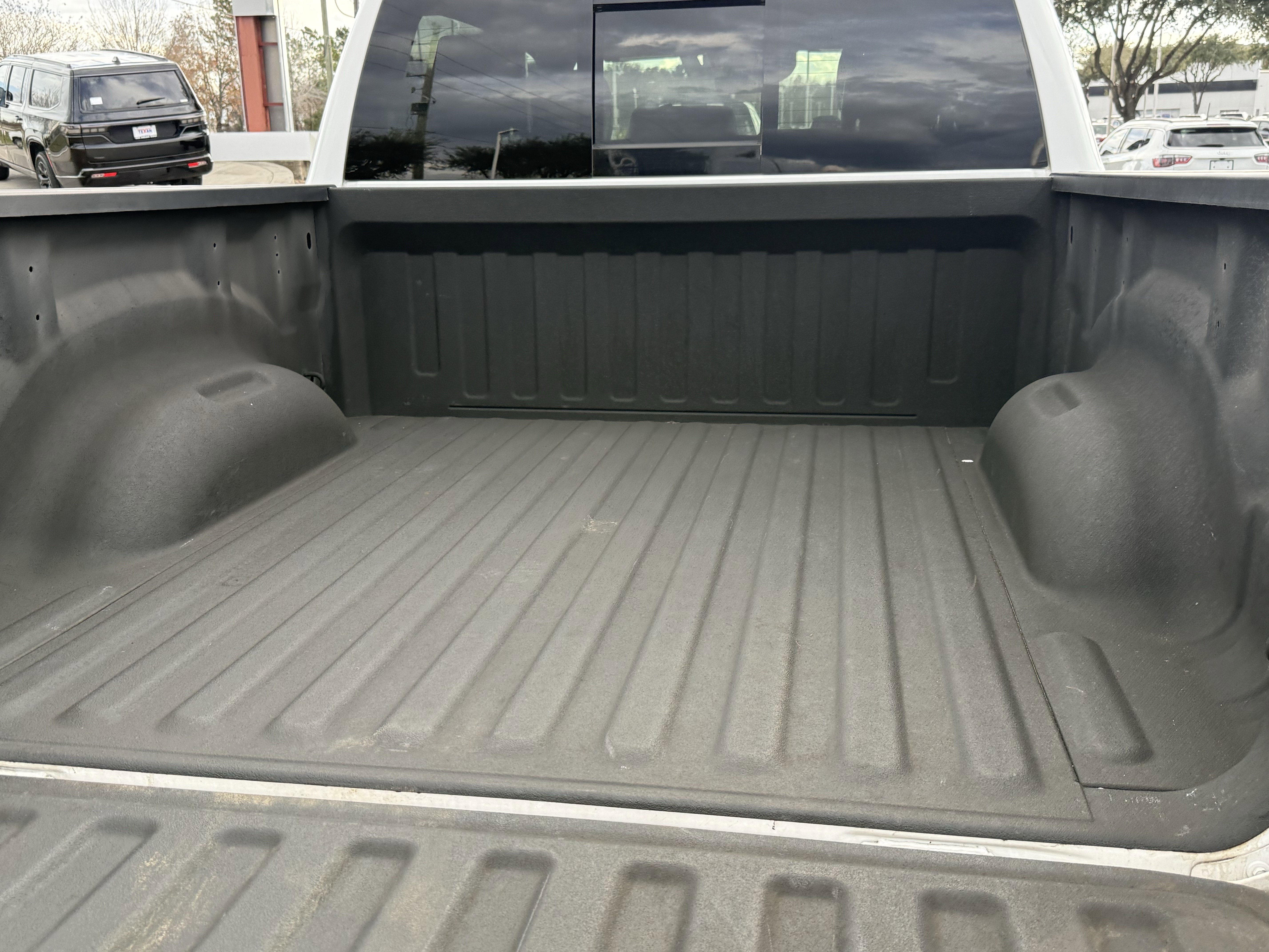 Used 2023 RAM 1500 Laramie image 30