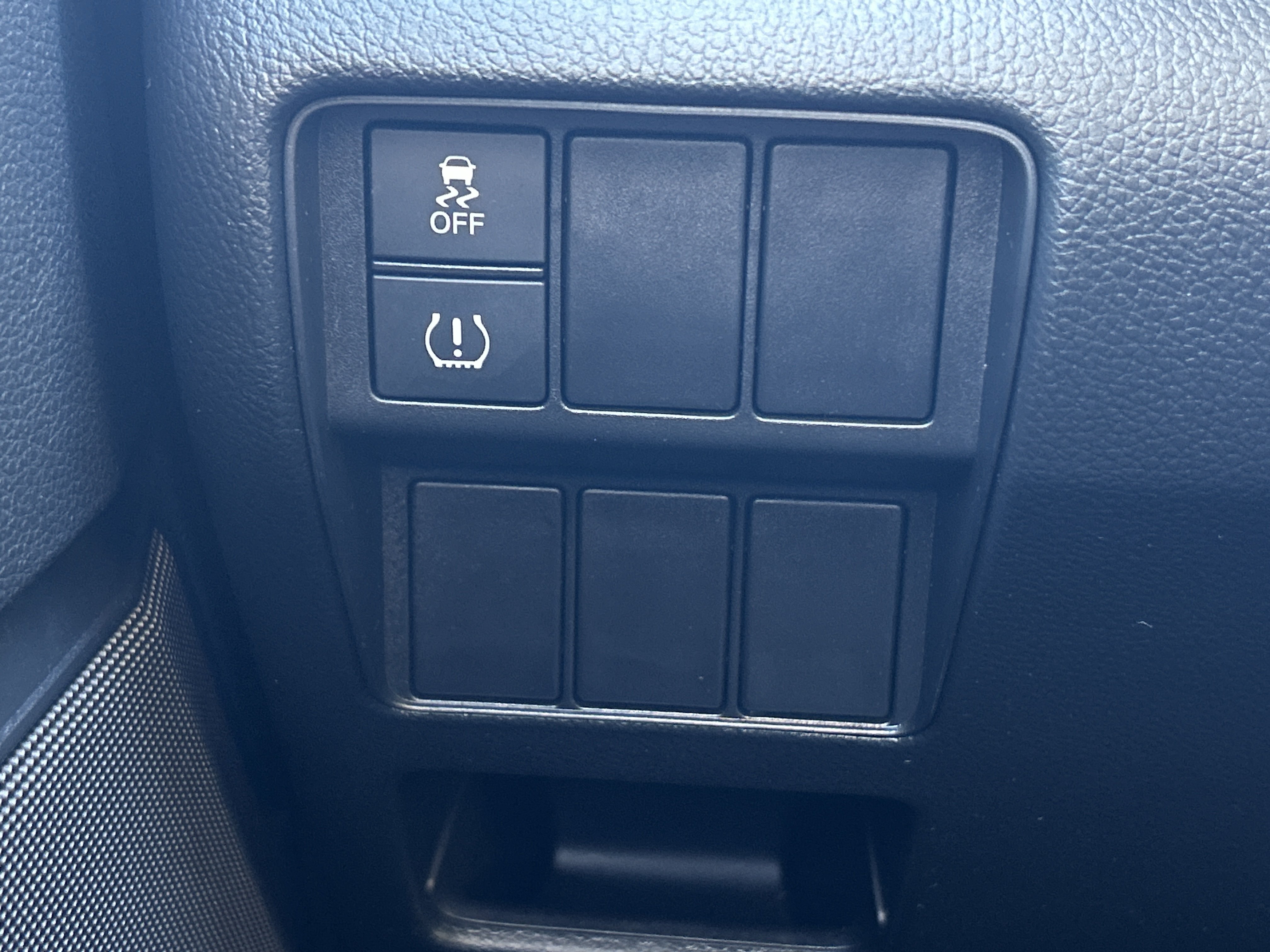 Certified 2019 Honda CR-V LX image 11