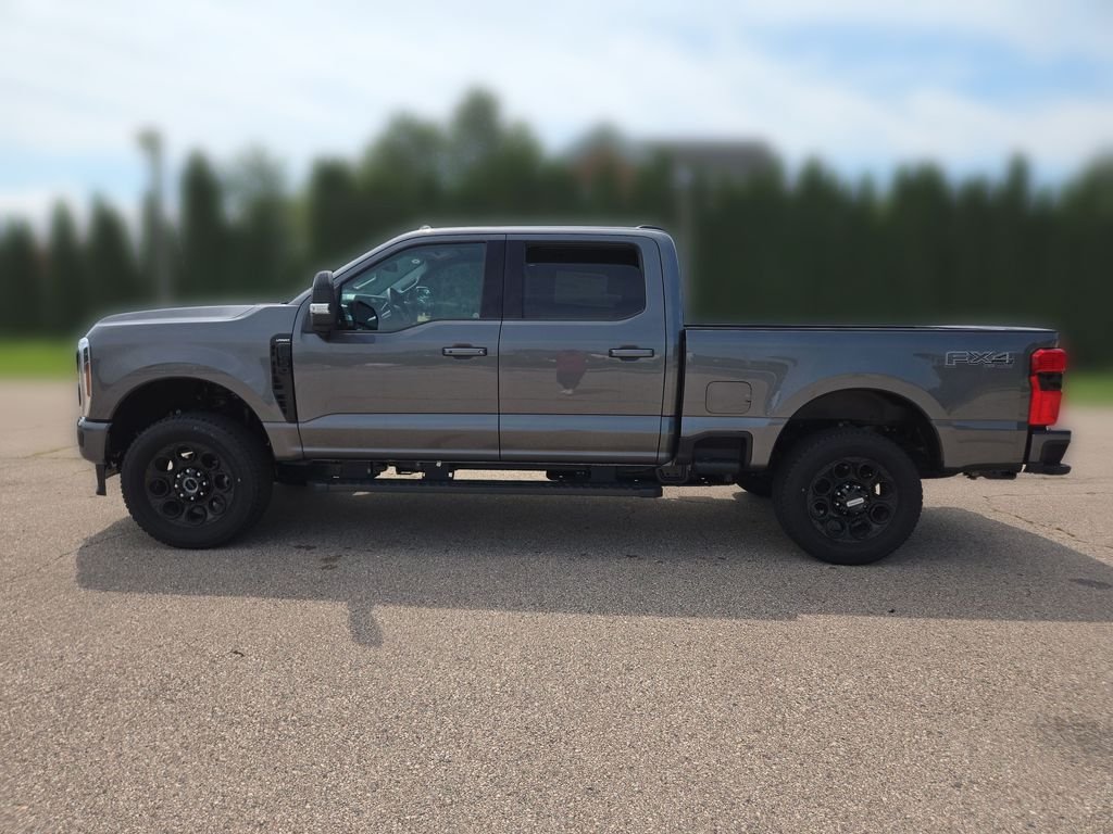 New 2026 Ford F250 Lariat w/ Black Appearance Package AWD/4WD image 2