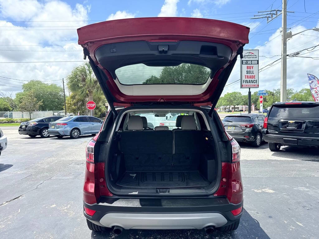 Used 2017 Ford Escape SE w/ SE Leather Comfort Package AWD/4WD image 8