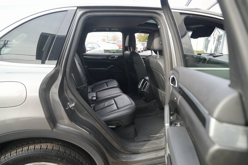 Used 2012 Porsche Cayenne image 37
