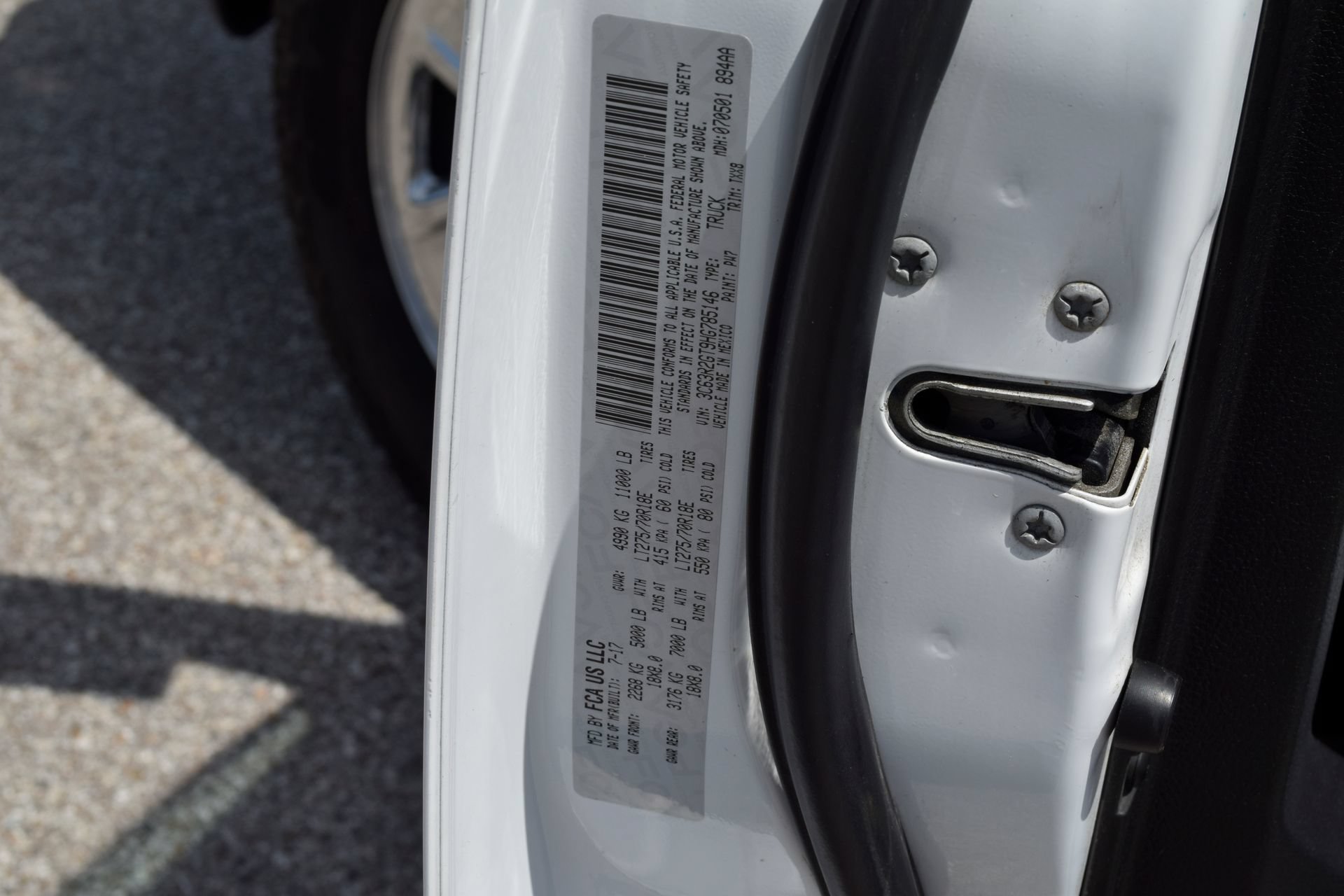 Used 2017 RAM 3500 Tradesman RWD image 26