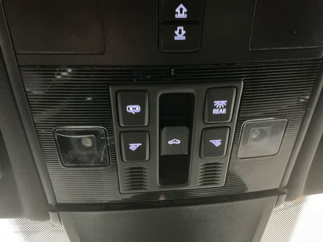 Used 2022 Volkswagen Tiguan SE R-Line image 81