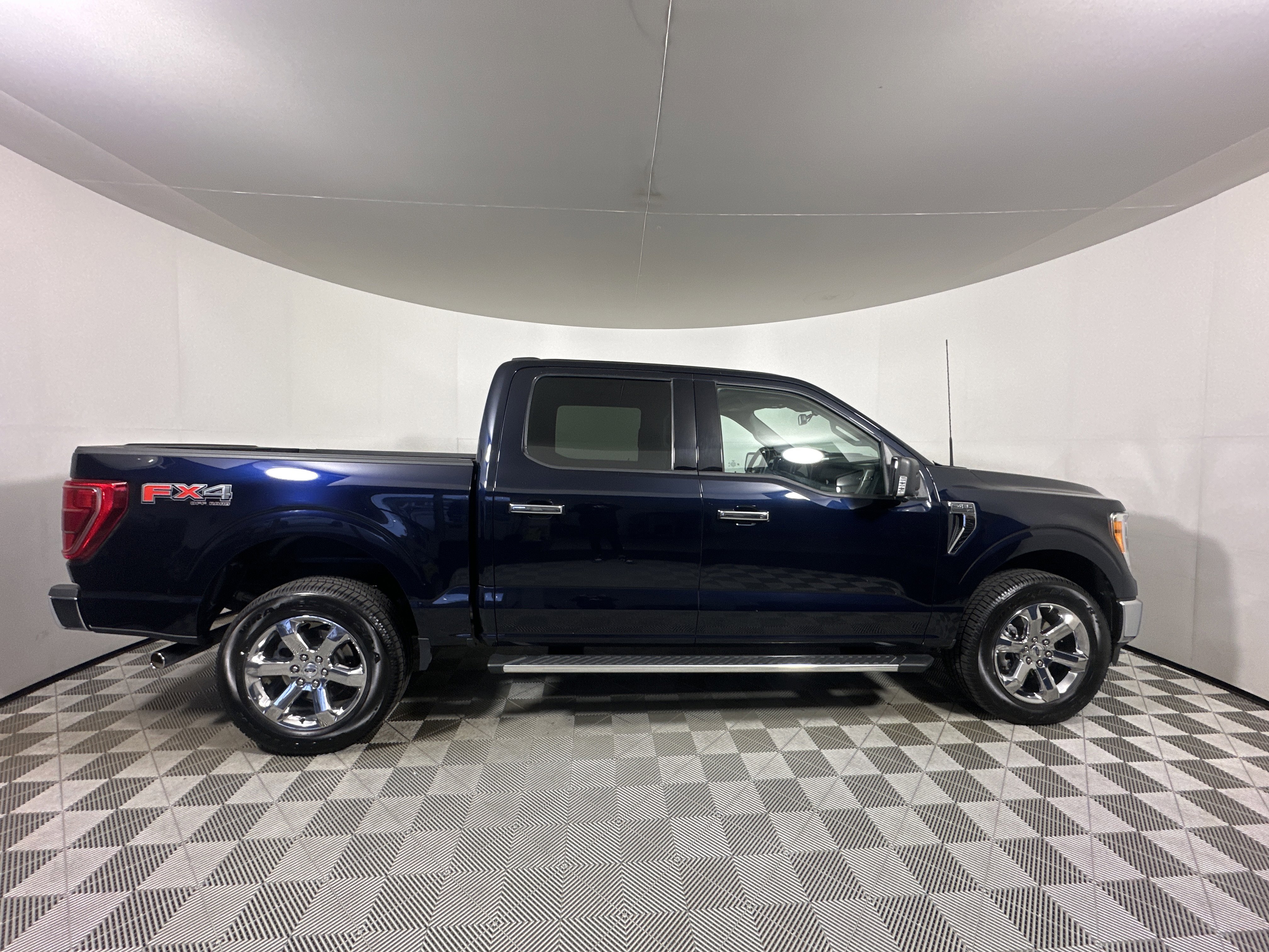 Certified 2022 Ford F150 XLT w/ Equipment Group 302A High image 8